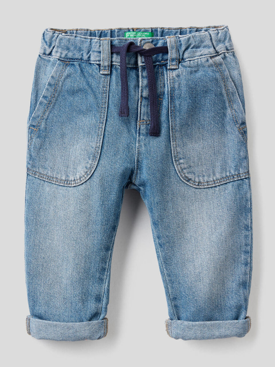 Jeans with maxi pockets in 100% cotton image number null