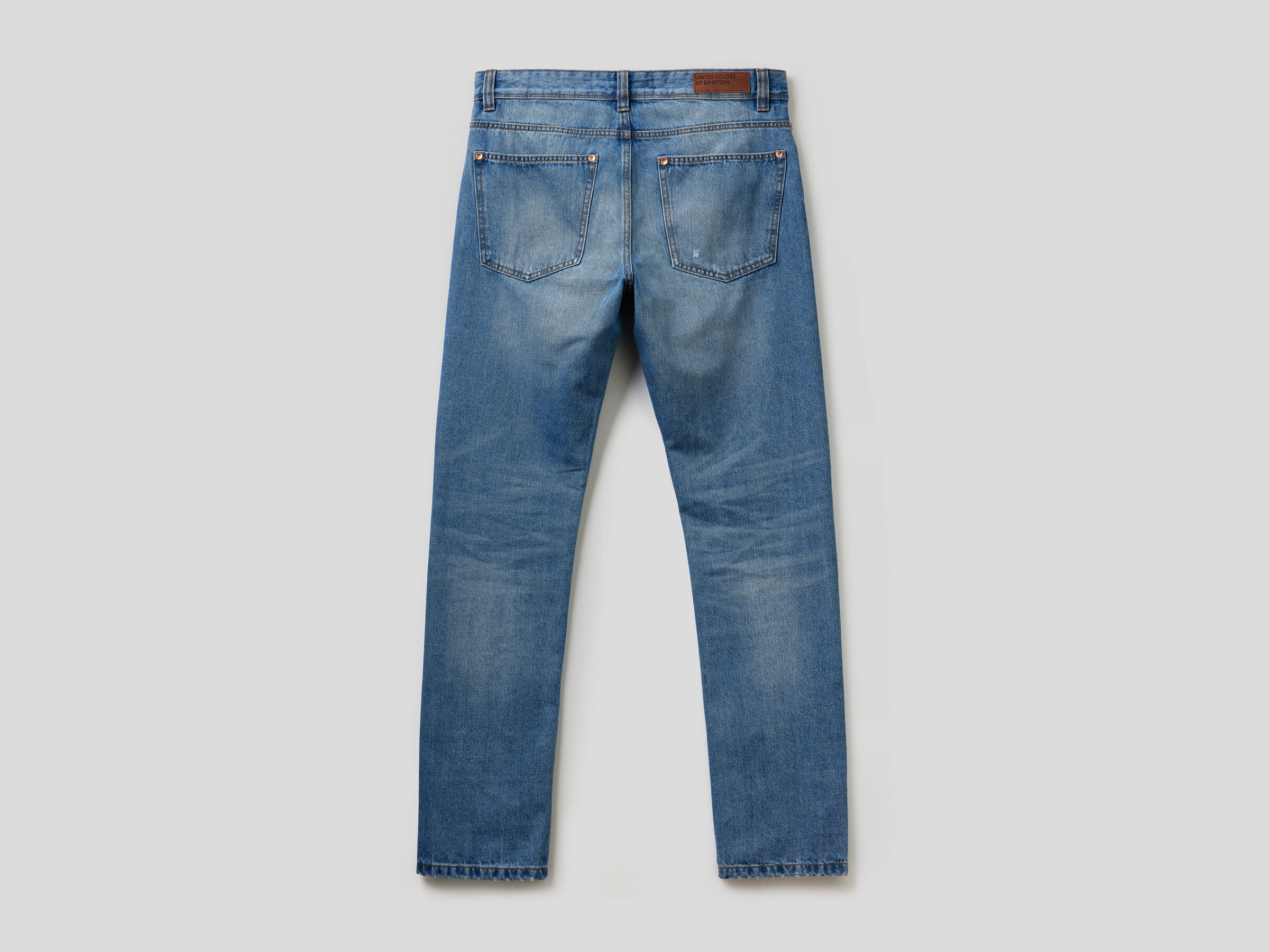 Straight leg 100% cotton jeans image number 5