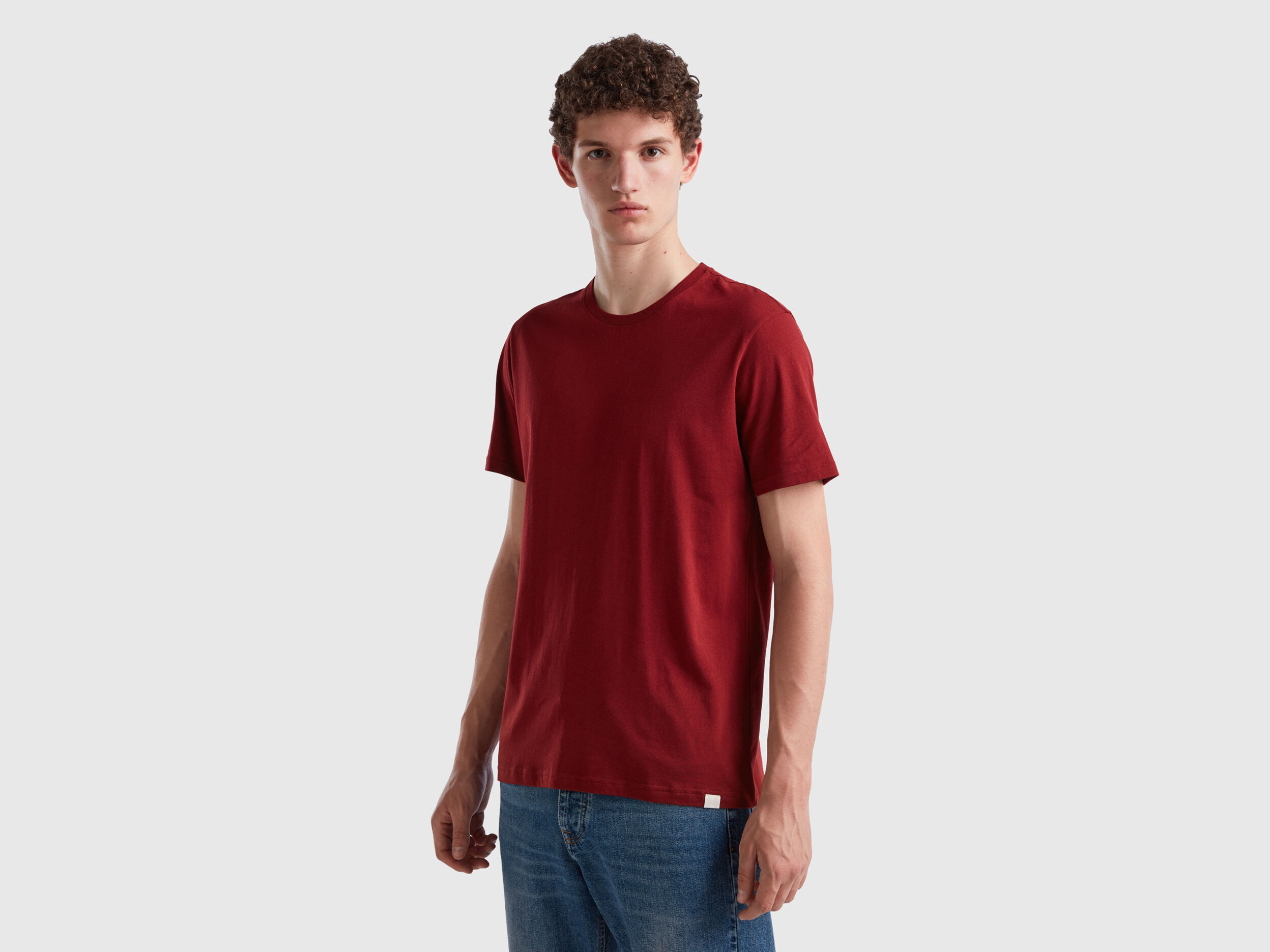 Burgundy t shirt mens store