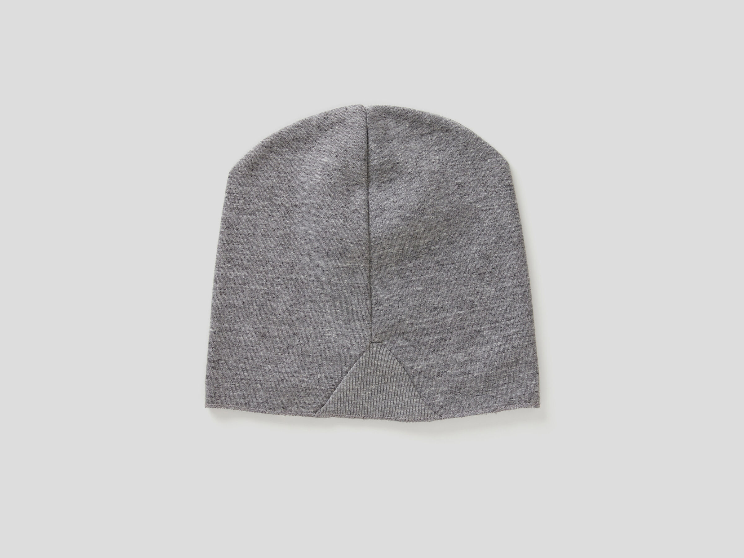 Cap in recycled fabric image number 2
