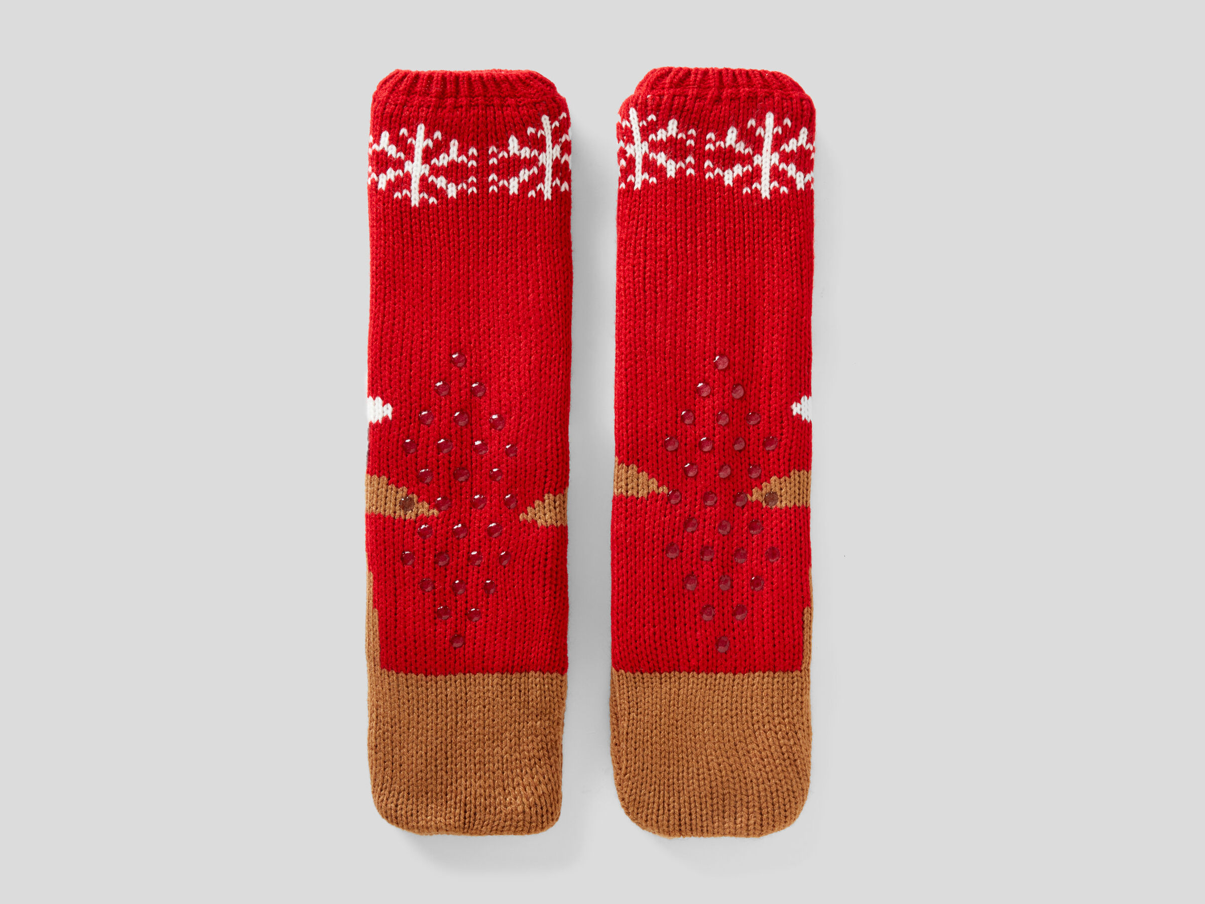 Knit reindeer socks image number 2