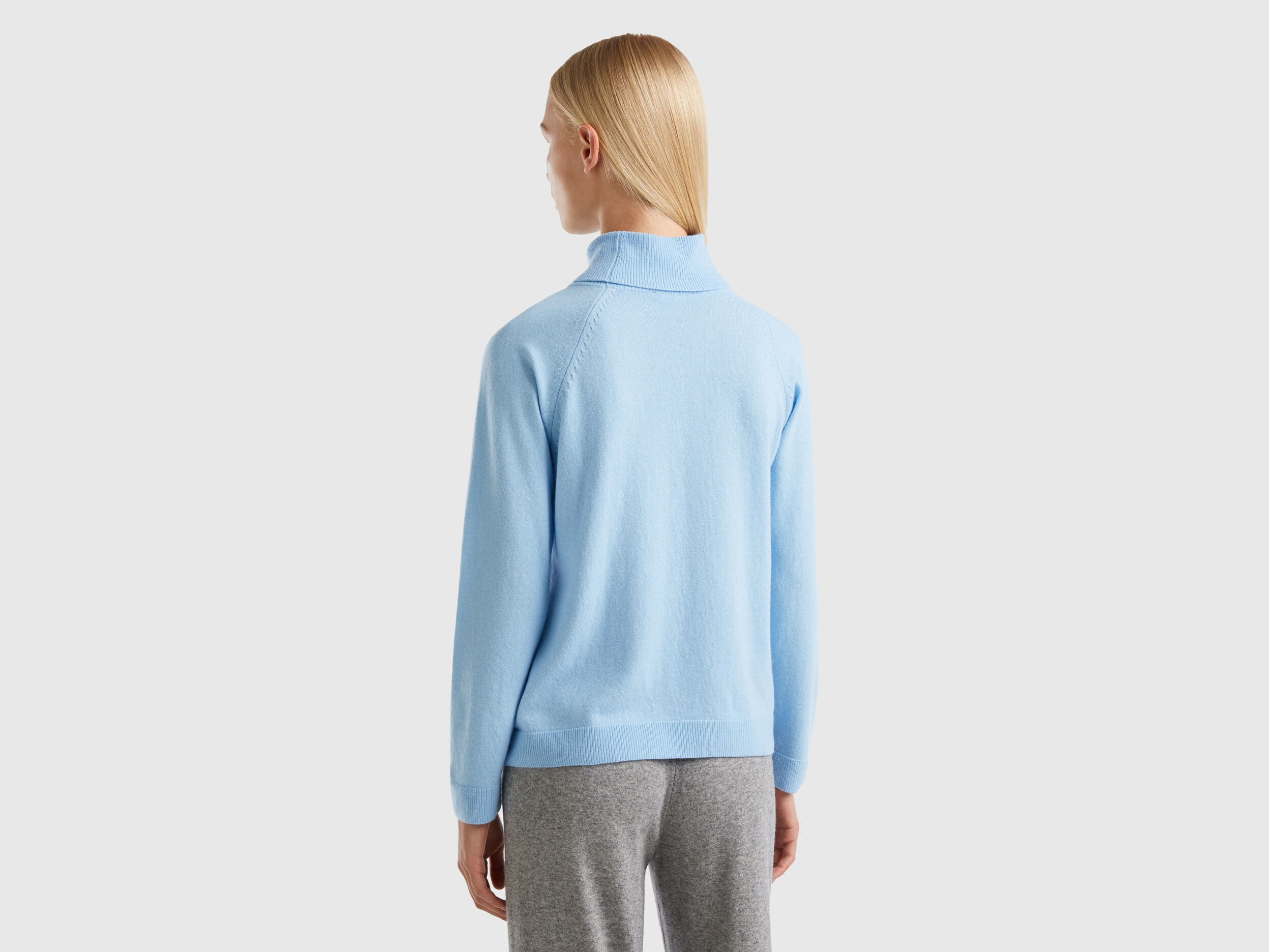 Light blue online cashmere turtleneck