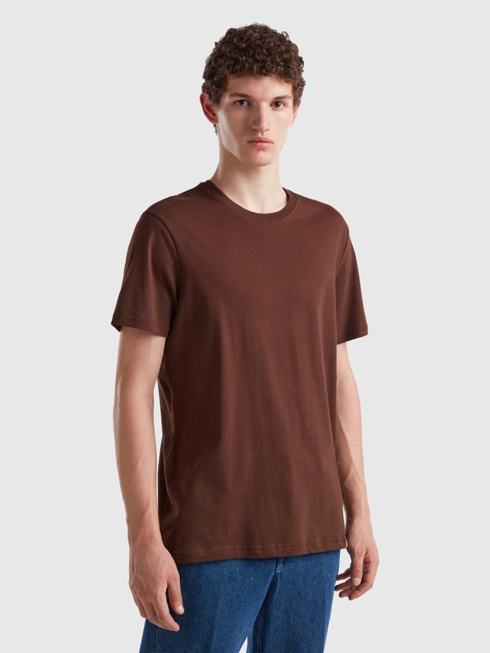 Dark brown t shirt